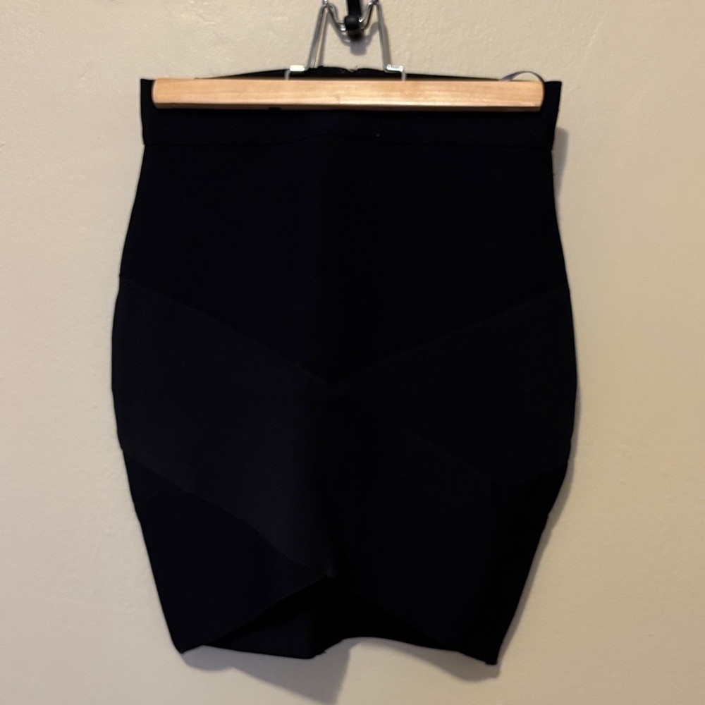 Katie J NYC Elegant Black Mini Skirt